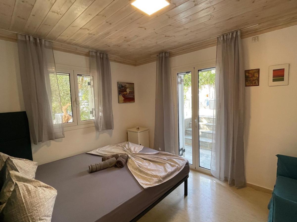 Top Holiday Home Private Pool By The Sea With Private Garden For Private Use Koróni المظهر الخارجي الصورة
