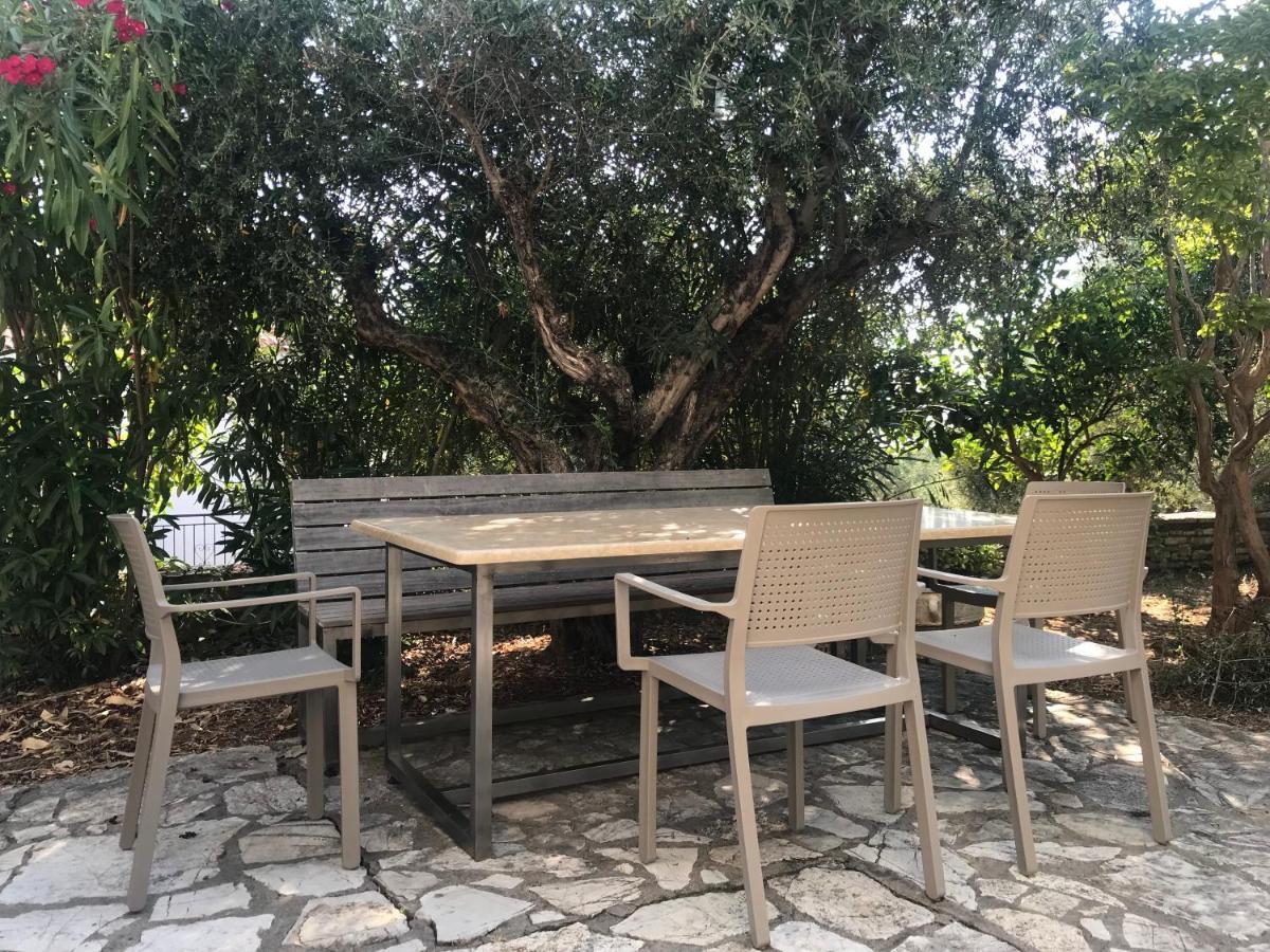 Top Holiday Home Private Pool By The Sea With Private Garden For Private Use Koróni المظهر الخارجي الصورة