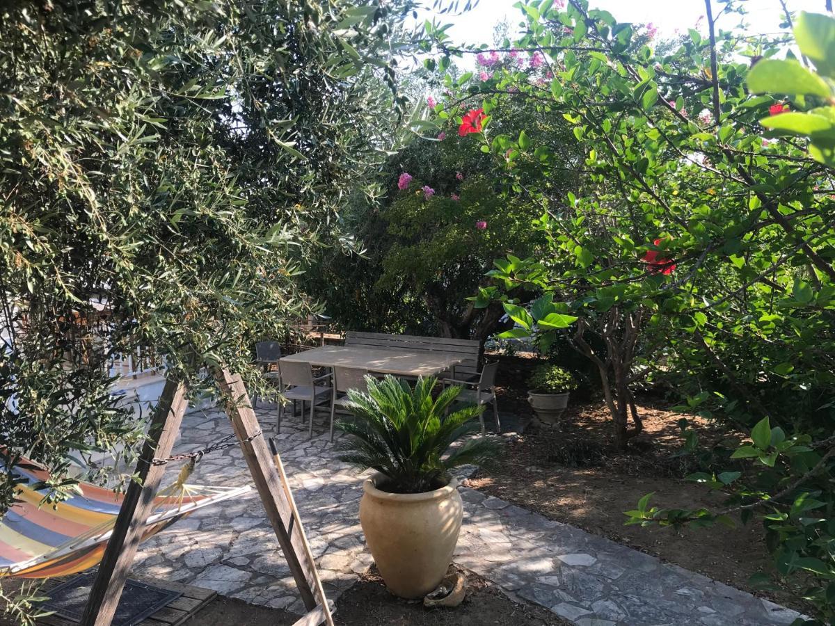 Top Holiday Home Private Pool By The Sea With Private Garden For Private Use Koróni المظهر الخارجي الصورة